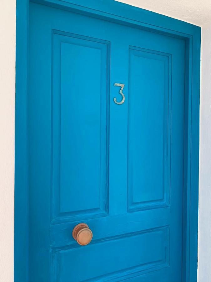 Manousos Rooms Adamantas  Ngoại thất bức ảnh