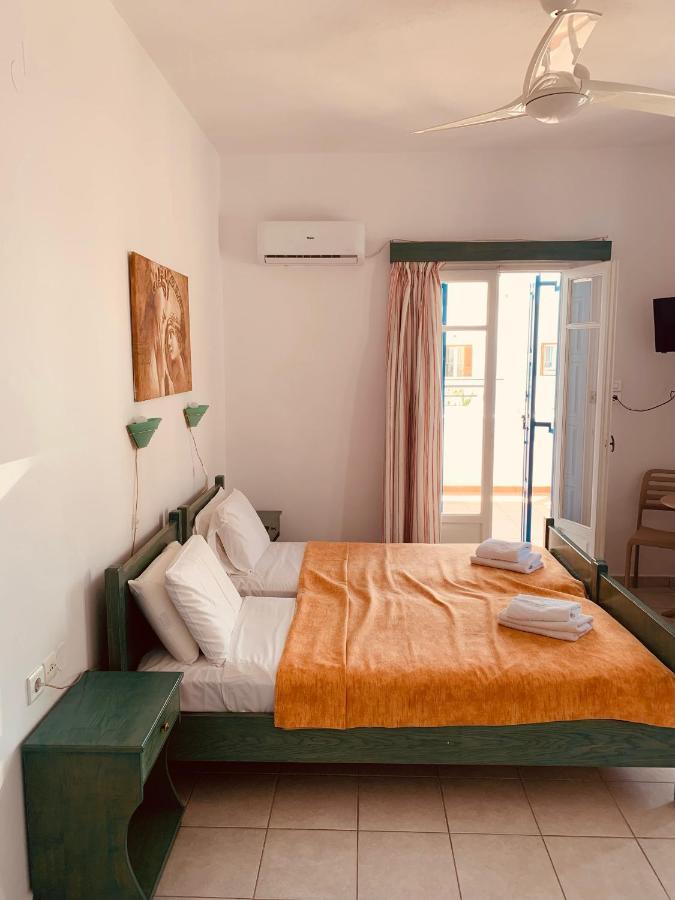 Manousos Rooms Adamantas  Ngoại thất bức ảnh