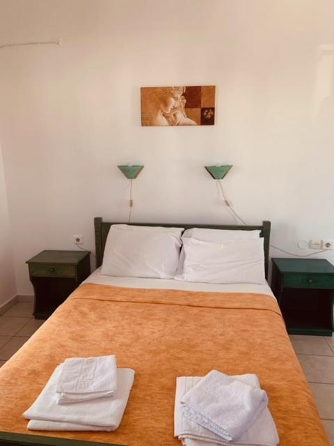 Manousos Rooms Adamantas  Ngoại thất bức ảnh