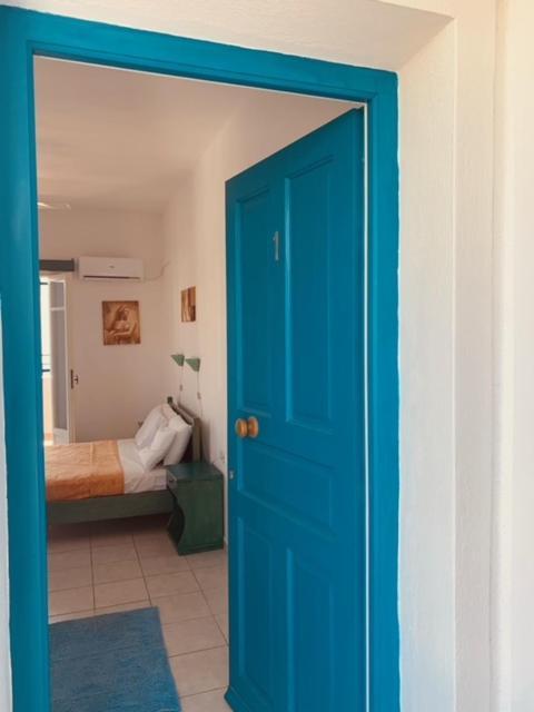 Manousos Rooms Adamantas  Ngoại thất bức ảnh