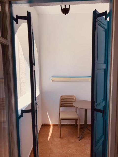 Manousos Rooms Adamantas  Ngoại thất bức ảnh
