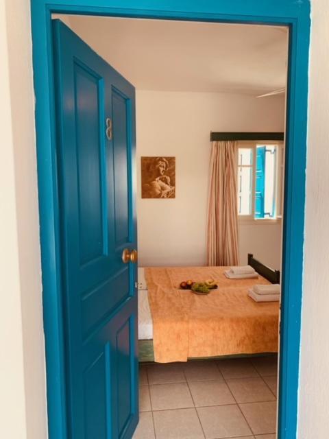 Manousos Rooms Adamantas  Ngoại thất bức ảnh