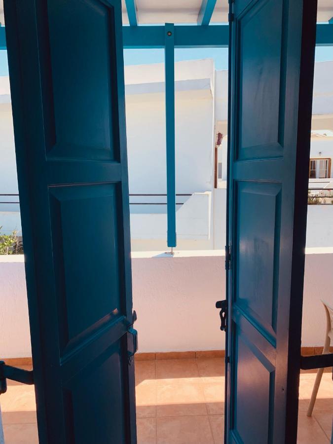 Manousos Rooms Adamantas  Ngoại thất bức ảnh