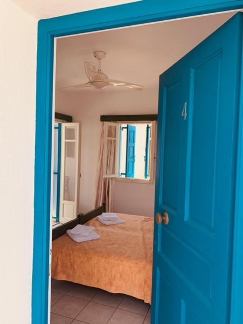 Manousos Rooms Adamantas  Ngoại thất bức ảnh