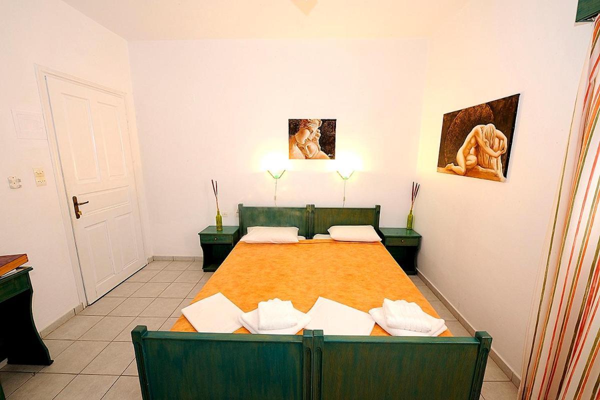 Manousos Rooms Adamantas  Ngoại thất bức ảnh