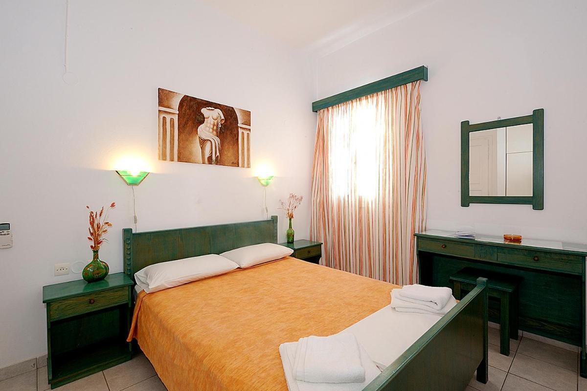 Manousos Rooms Adamantas  Ngoại thất bức ảnh